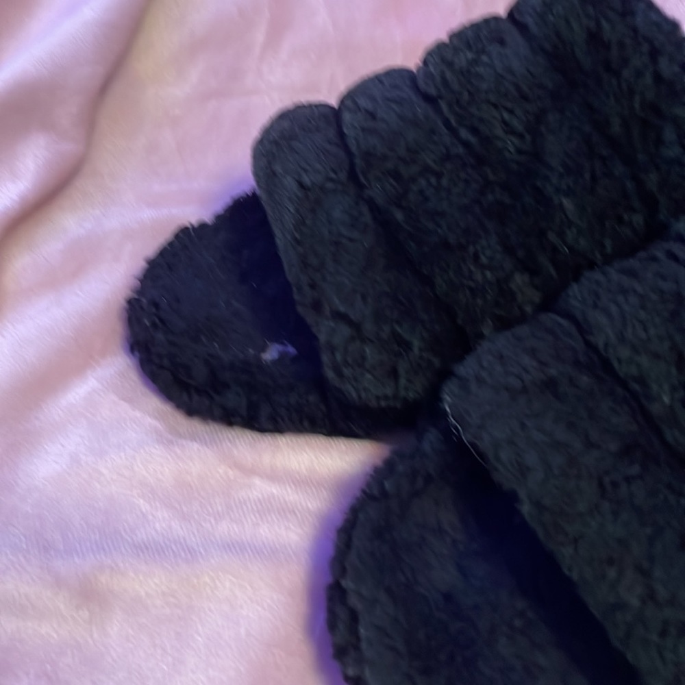 Uggs Fluff yeah slippers - Picture 2 of 4
